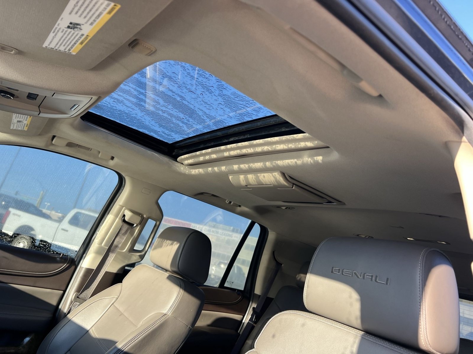 Used 2016 GMC Yukon Denali w/ Open Road Package AWD/4WD image 24