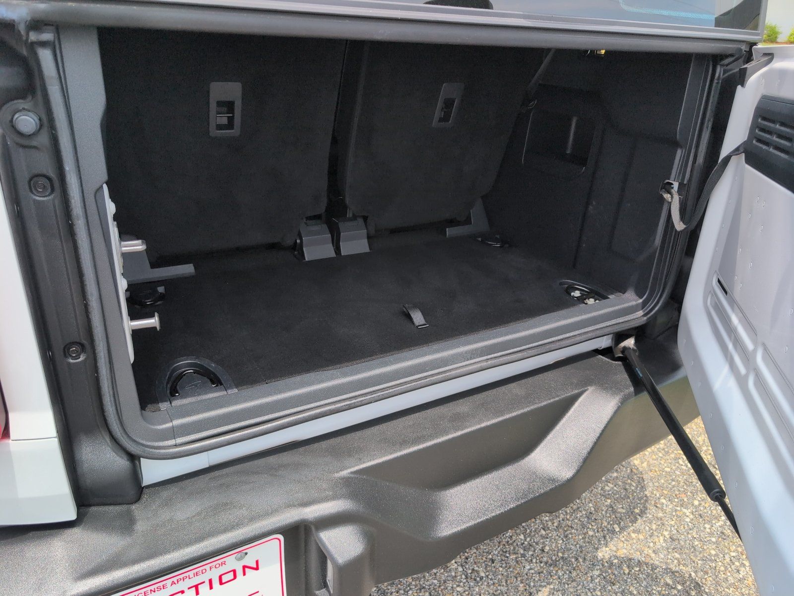 Used 2021 Ford Bronco 2-Door AWD/4WD image 4