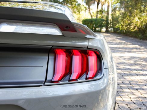 Used 2020 Ford Mustang Shelby GT500 w/ Technology Package image 95