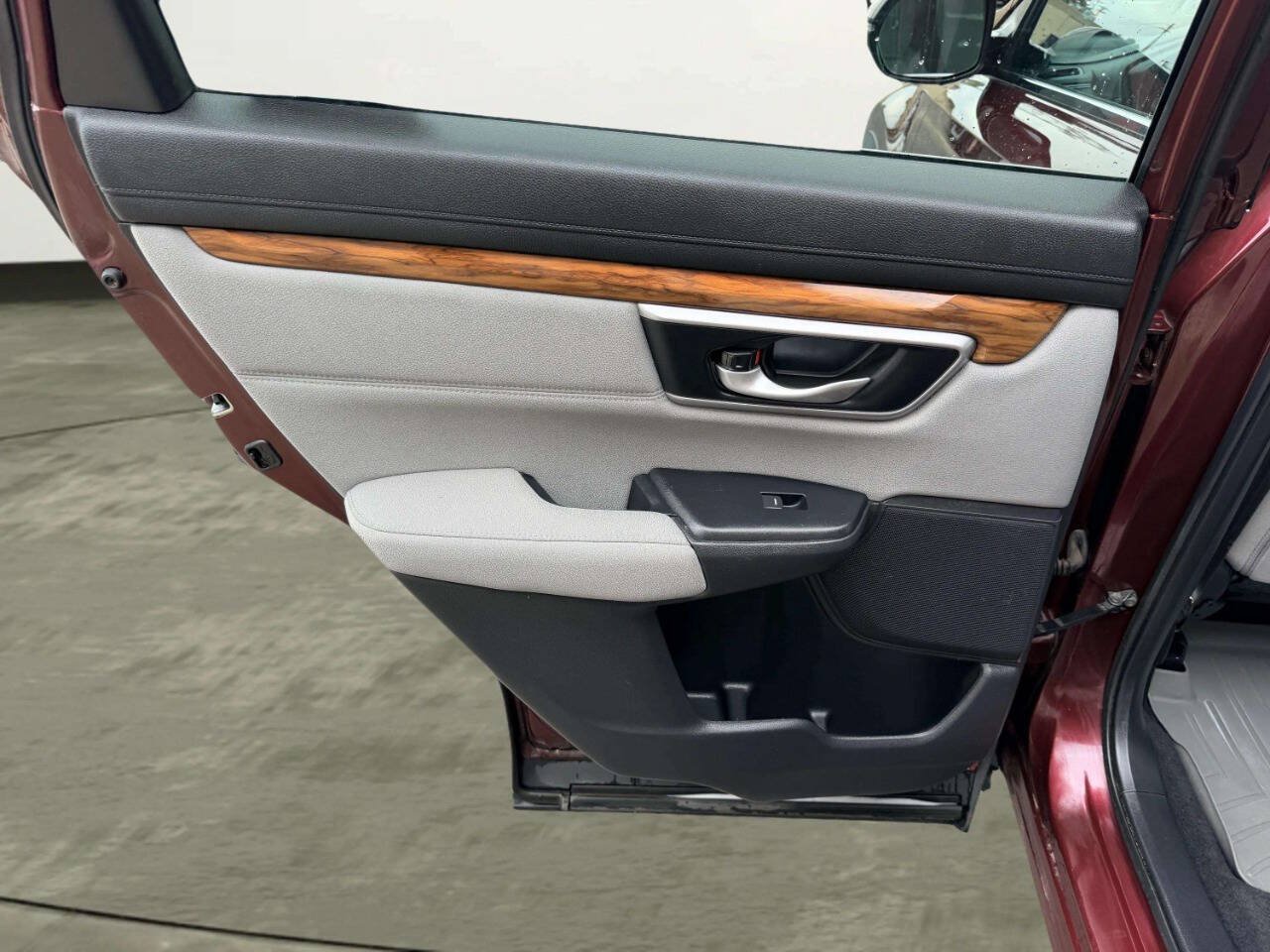 Used 2018 Honda CR-V EX image 26