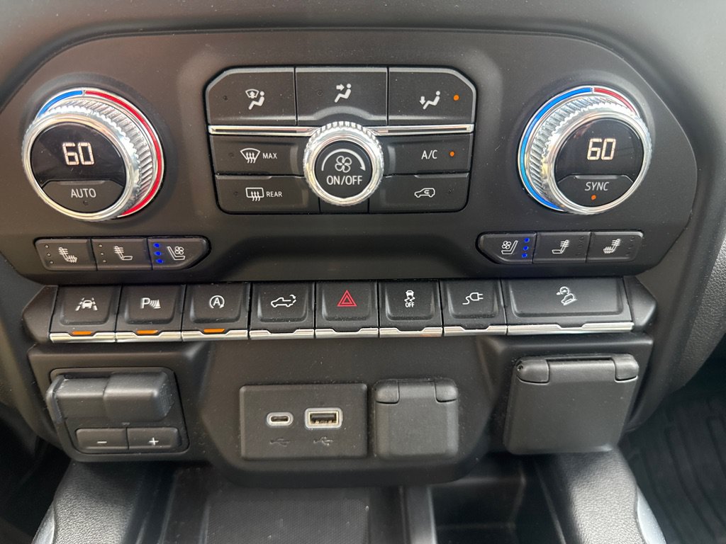 Used 2020 GMC Sierra 1500 Denali w/ Driver Alert Package II AWD/4WD image 32