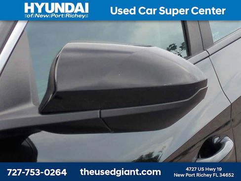 Used 2024 Hyundai Tucson SE FWD image 11