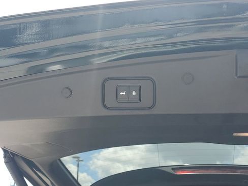 Certified 2024 Nissan Pathfinder SL FWD image 15
