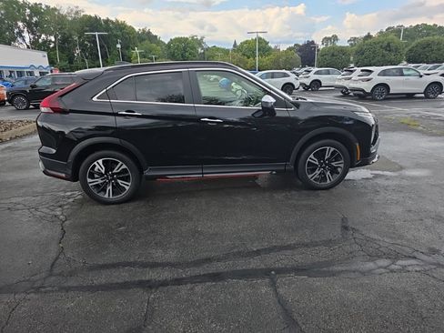Used 2023 Mitsubishi Eclipse Cross AWD image 8