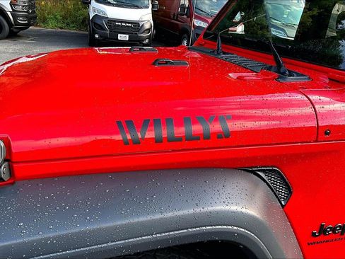 Certified 2023 Jeep Wrangler Sport AWD/4WD image 8