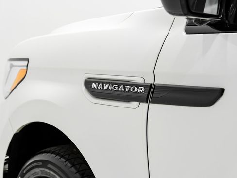 Used 2022 Lincoln Navigator L Black Label image 50