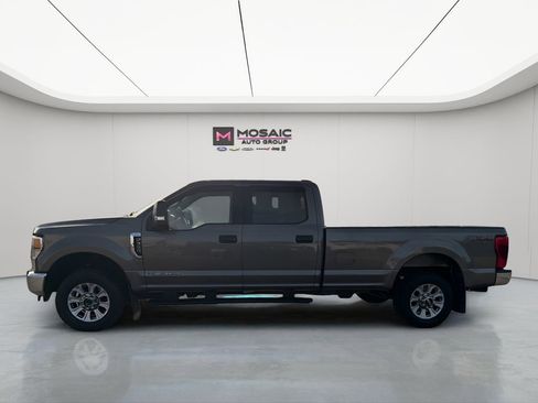 Used 2020 Ford F350 XLT image 5