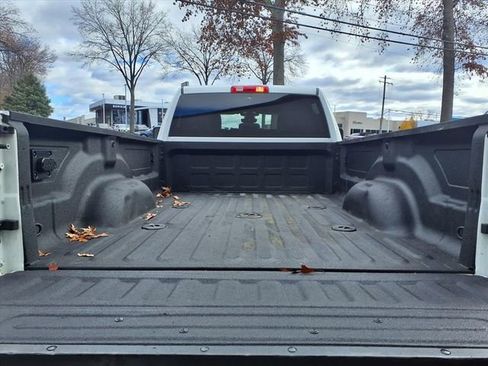 Used 2024 RAM 3500 Big Horn image 13