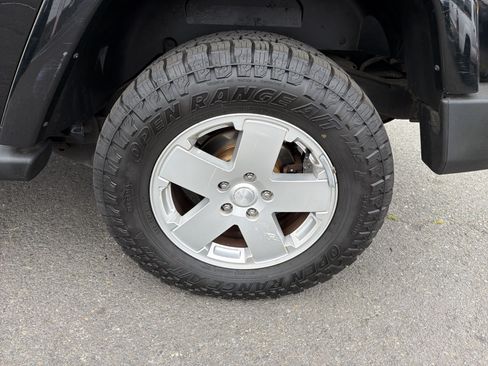 Used 2011 Jeep Wrangler Sahara w/ Connectivity Group AWD/4WD image 23