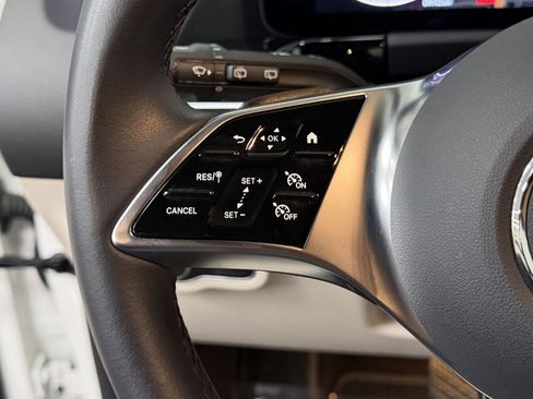 Certified 2025 Mercedes-Benz GLA 250 image 27