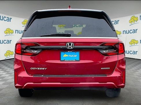 New 2026 Honda Odyssey Touring image 6