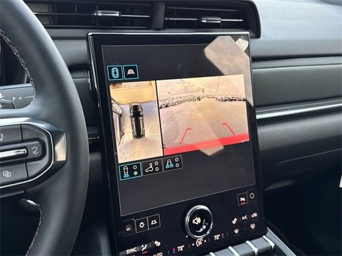 New 2026 GMC Terrain AT4 w/ Technology Package II image 18