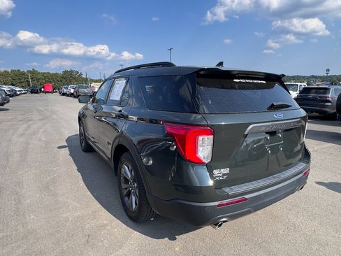 Used 2023 Ford Explorer XLT w/ Equipment Group 202A RWD image 7
