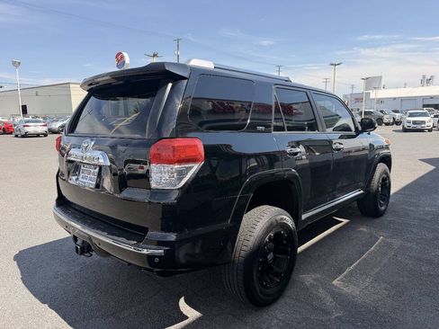 Used 2013 Toyota 4Runner SR5 w/ Premium Pkg AWD/4WD image 6
