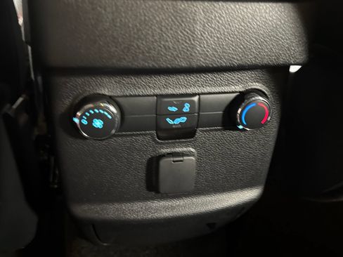 Used 2017 Ford Explorer Sport AWD/4WD image 25