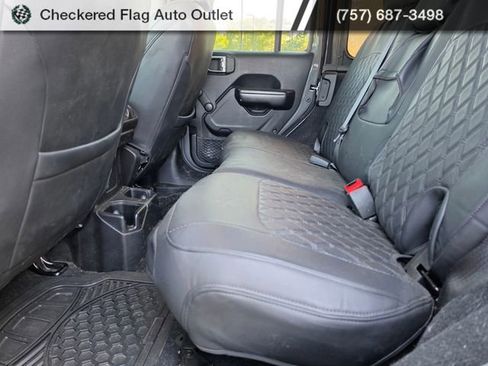 Used 2019 Jeep Wrangler Unlimited Sport image 22