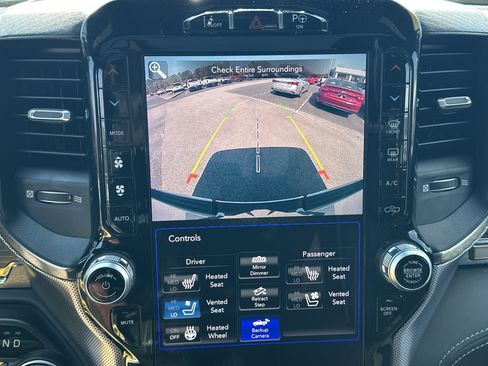 Used 2019 RAM 1500 Limited image 30