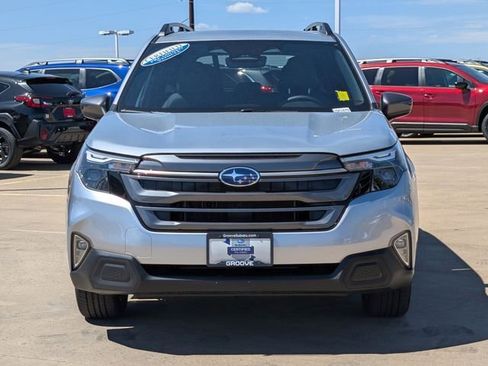 Certified 2025 Subaru Forester Premium AWD/4WD image 10