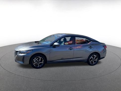 Used 2025 Nissan Sentra SV image 8