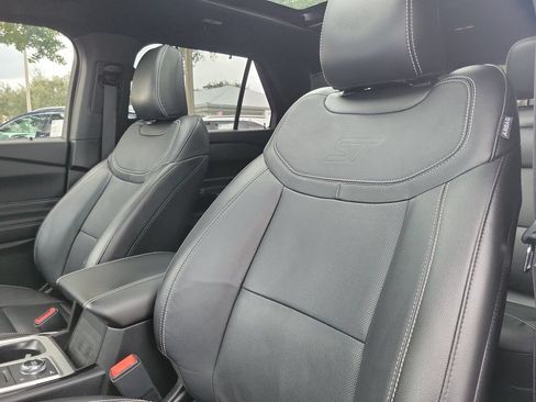 Used 2023 Ford Explorer ST w/ Equipment Group 401A AWD/4WD image 15