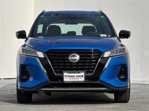 Used 2024 Nissan Kicks SR image 8