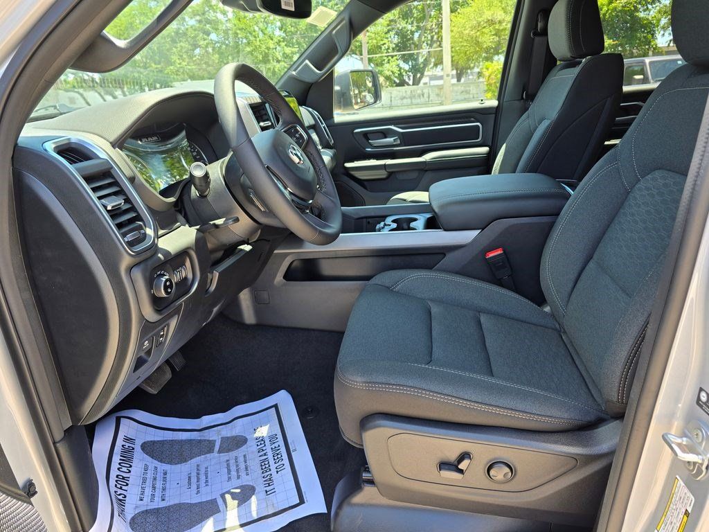New 2026 RAM 1500 Big Horn AWD/4WD image 19