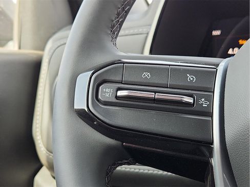 New 2025 Chevrolet Colorado LT w/ LPO, Pro Essentials Package image 21