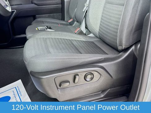 Used 2023 Chevrolet Silverado 1500 LT image 24