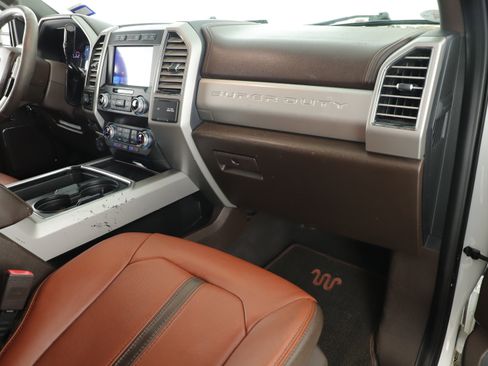 Used 2020 Ford F350 King Ranch w/ King Ranch Ultimate Package AWD/4WD image 15