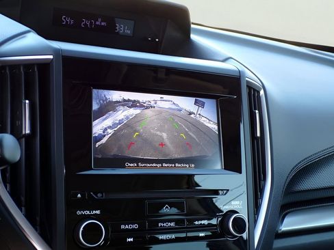 Used 2023 Subaru Forester Premium image 23