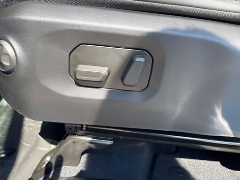 New 2025 Jeep Wrangler Unlimited Rubicon 392 image 28