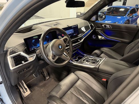 Used 2024 BMW X7 M60i w/ Executive Package AWD/4WD image 10