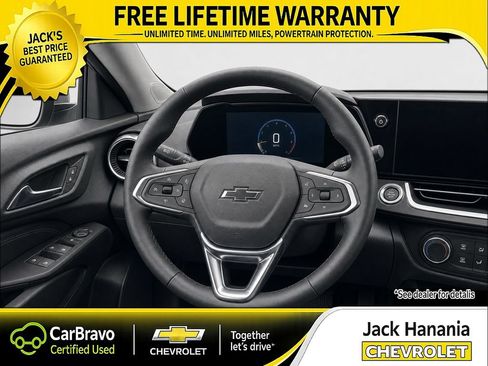 Used 2024 Chevrolet Trax ACTIV w/ Sunroof Package FWD image 12