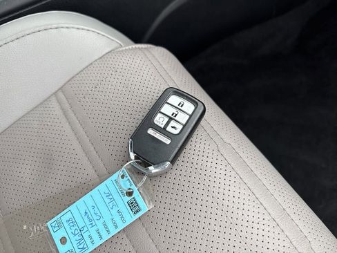 Used 2019 Honda CR-V Touring image 40