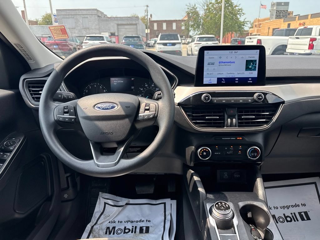 Used 2022 Ford Escape SE AWD/4WD image 32