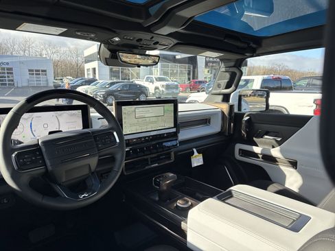 New 2025 GMC Hummer EV 3X w/ Battery Pack, 24 Module Pack image 16