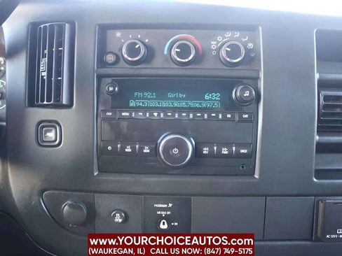 Used 2016 GMC Savana 3500 Extended RWD image 25