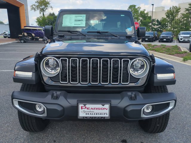 New 2026 Jeep Wrangler Unlimited Sahara w/ Technology Group AWD/4WD image 9