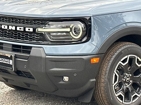 New 2025 Ford Bronco Sport Outer Banks w/ Outer Banks Tech Package+ image 2