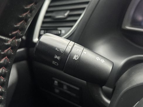 Used 2016 MAZDA MAZDA3 i Touring image 14