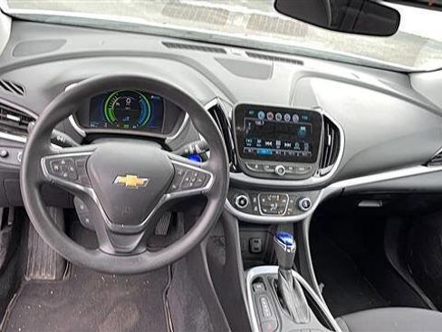 Used 2018 Chevrolet Volt LT image 10