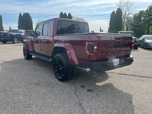 Used 2021 Jeep Gladiator Overland AWD/4WD image 3
