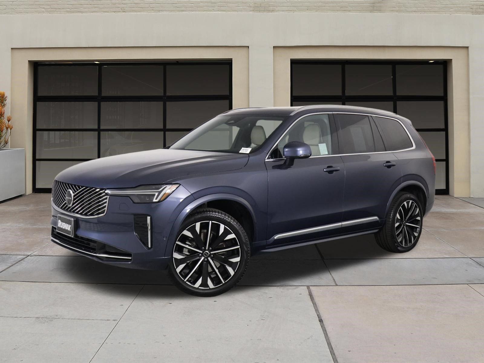 Certified 2026 Volvo XC90 B6 Plus w/ Protection Package AWD/4WD image 3