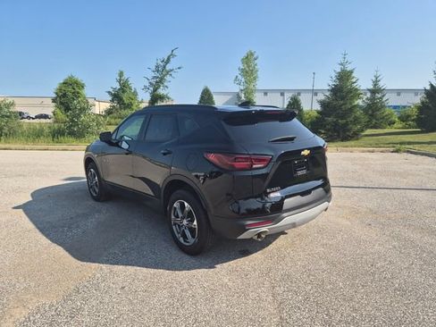 Used 2024 Chevrolet Blazer LT FWD image 8