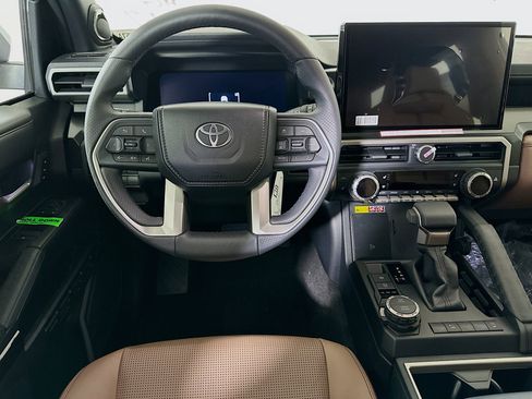 New 2025 Toyota 4Runner Limited image 10