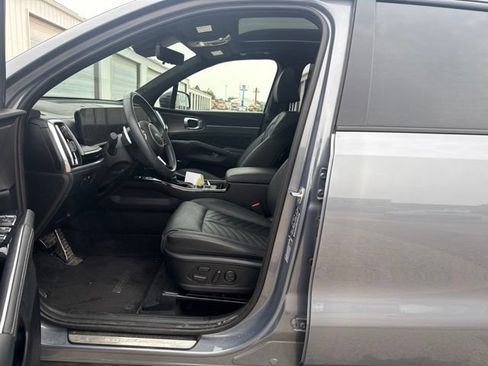 Used 2024 Kia Sorento SX Prestige AWD/4WD image 4