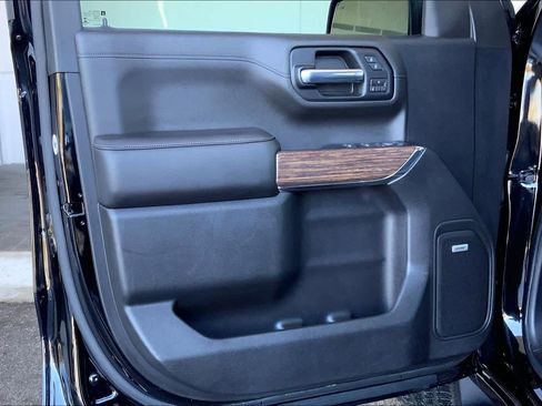 Used 2019 Chevrolet Silverado 1500 High Country w/ High Country Premium Package image 44