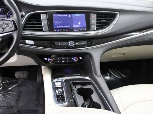 Used 2023 Buick Enclave Essence w/ Experience Buick Package image 26