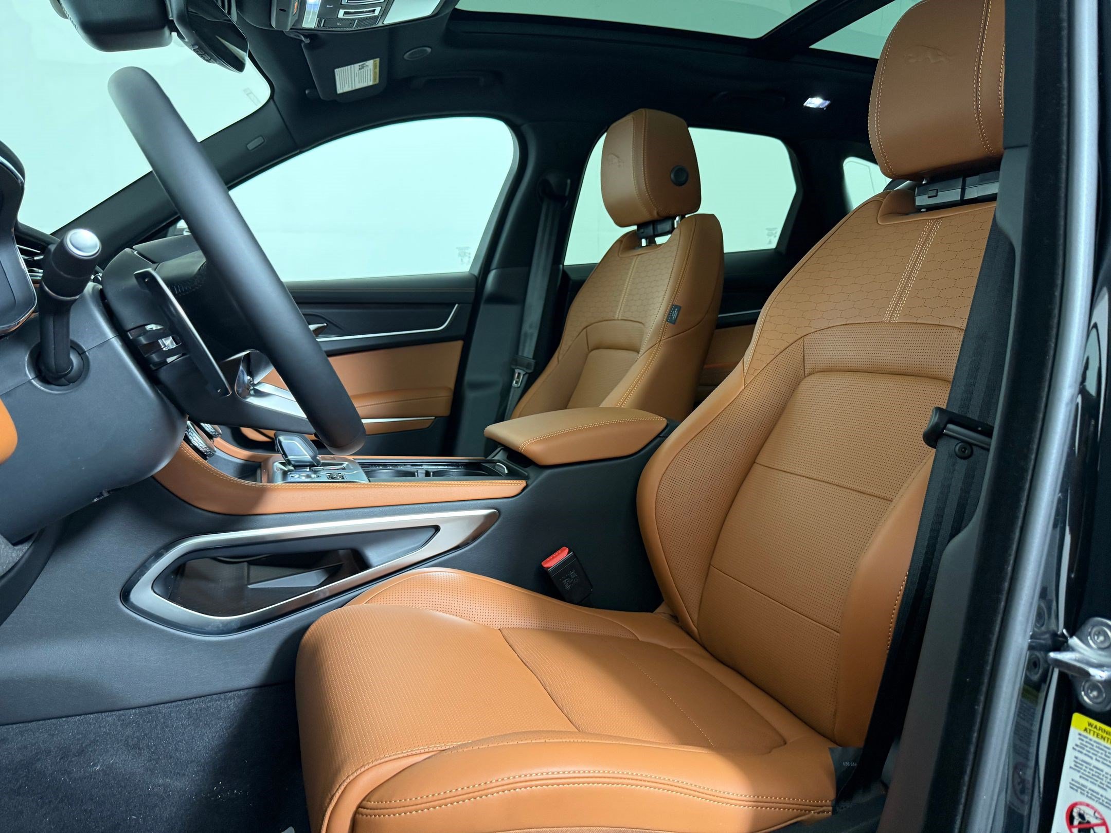 New 2026 Jaguar F-PACE R-Dynamic S AWD/4WD image 26