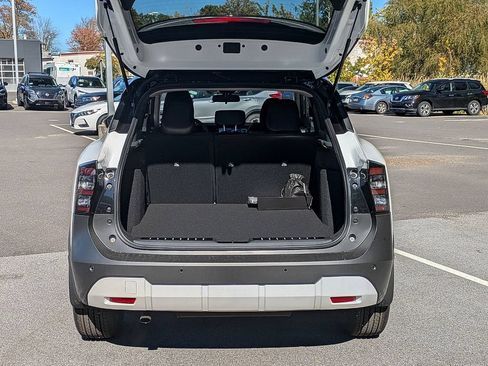 New 2026 Nissan Kicks SV w/ SV Premium Package AWD/4WD image 21